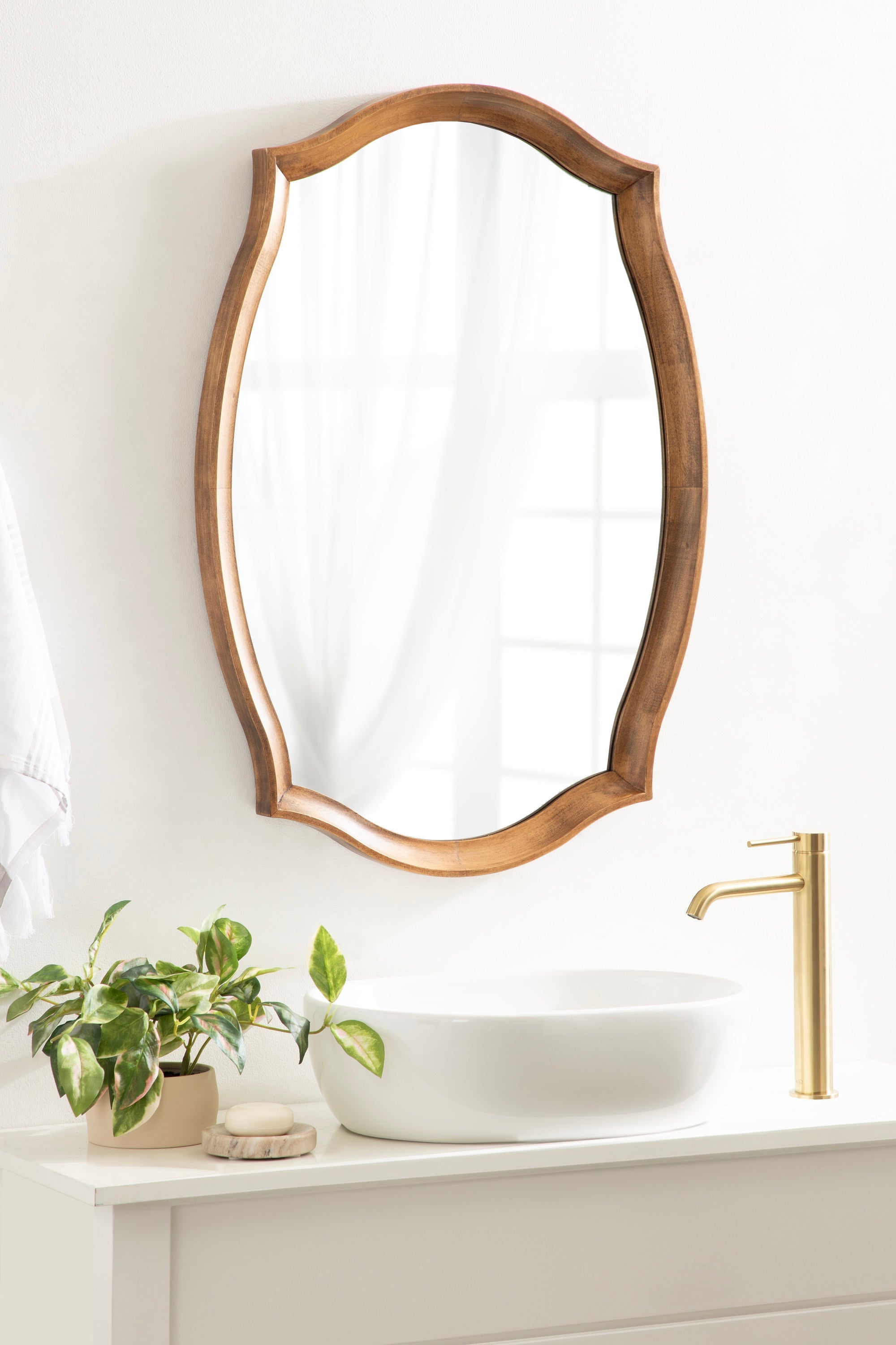 Hatherleigh Scallop Wall Mirror