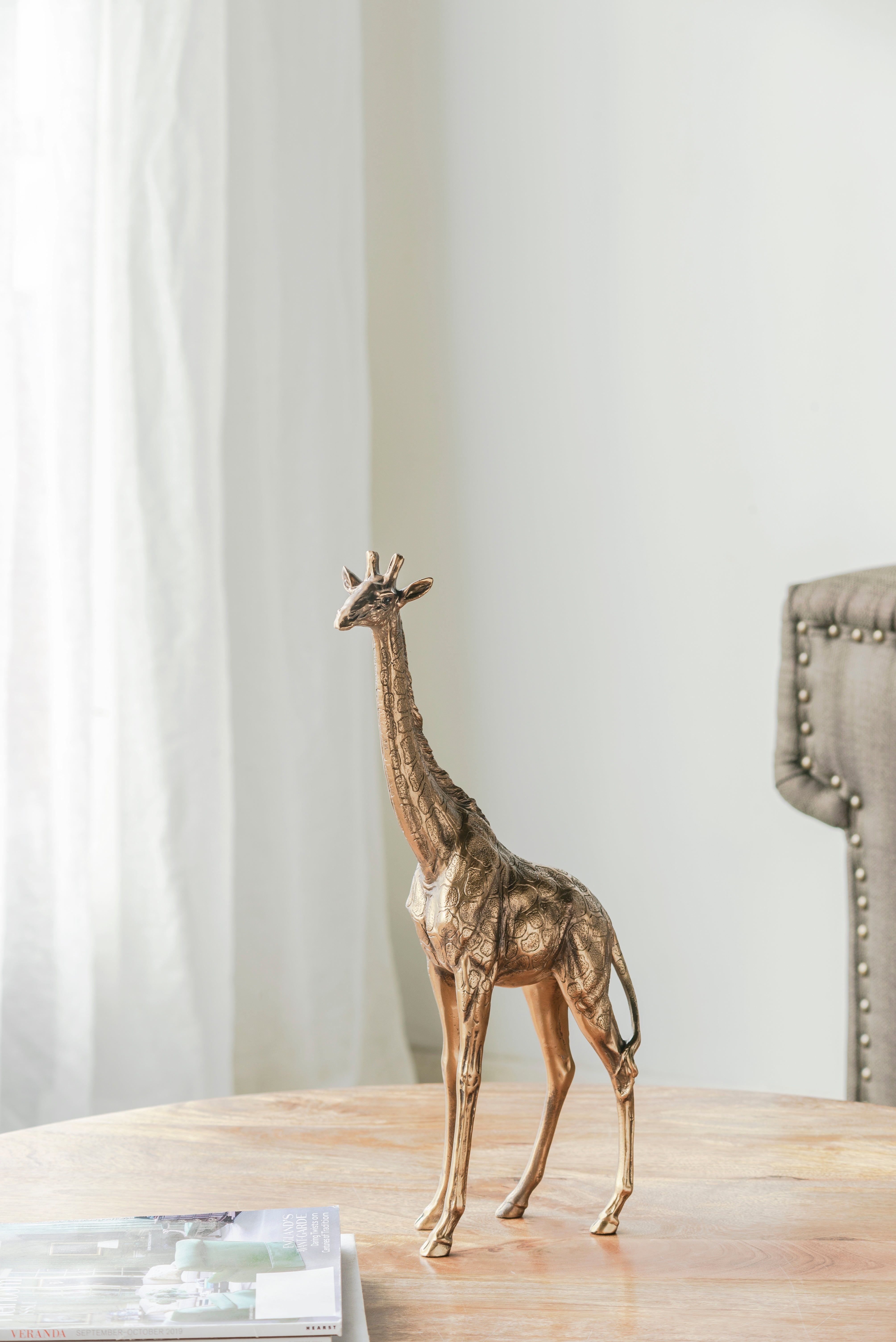 Giraffe Statuette - Animal Statue Decor