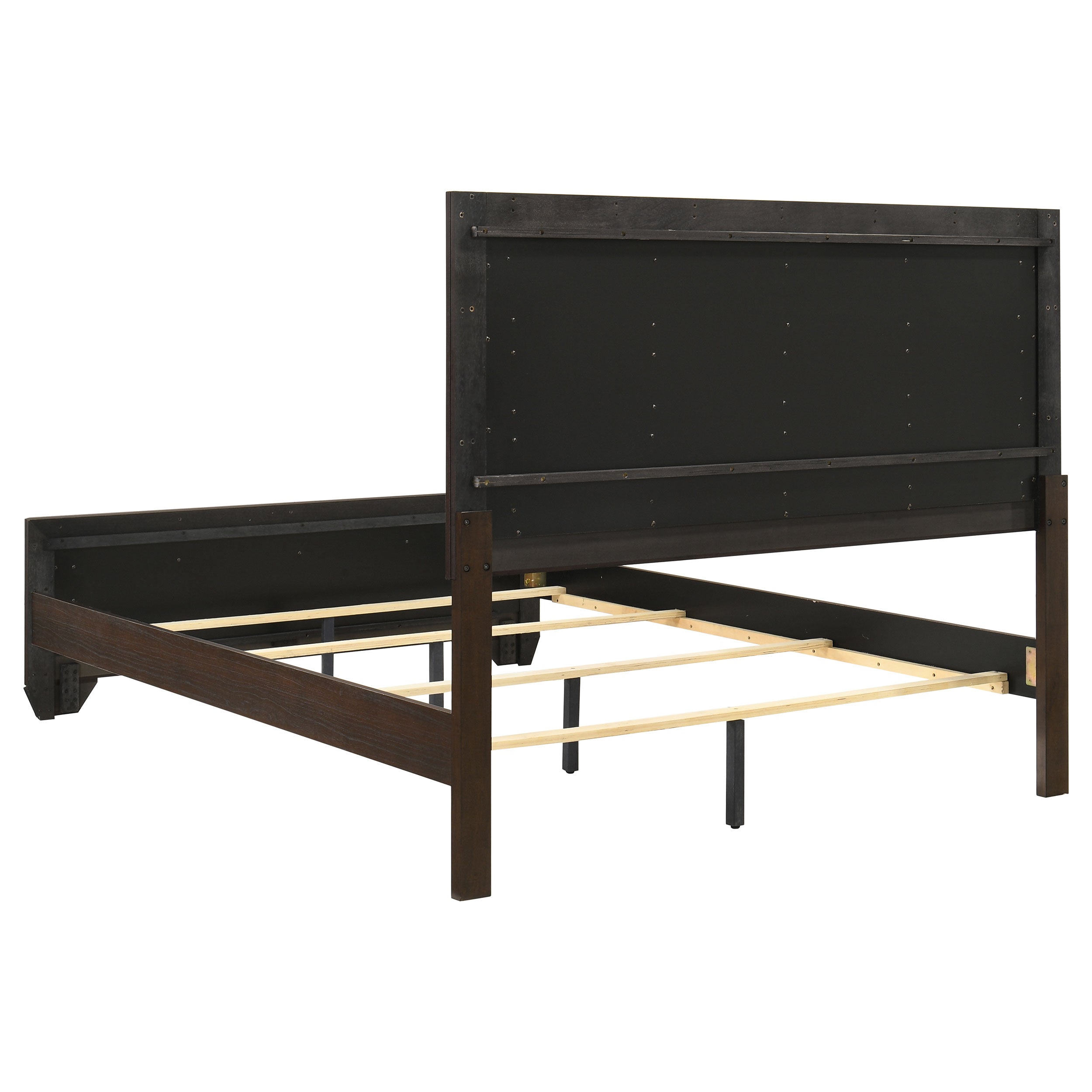 Oatfield Dark Cocoa 4-Piece Queen Bedroom Set