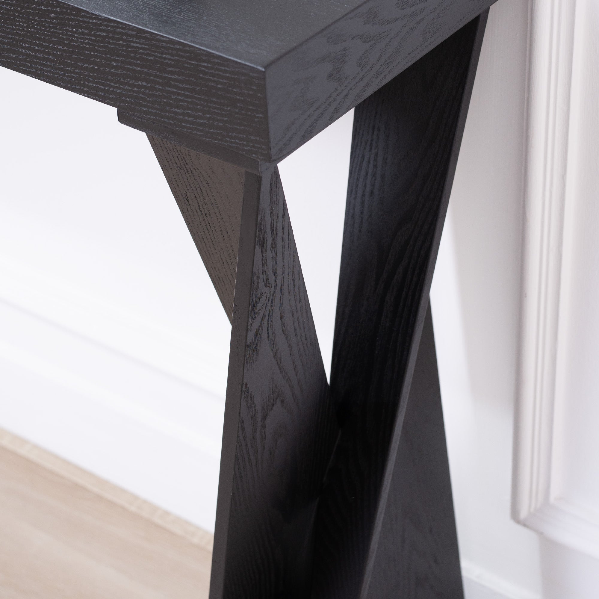 Modern Console Table – 58.3