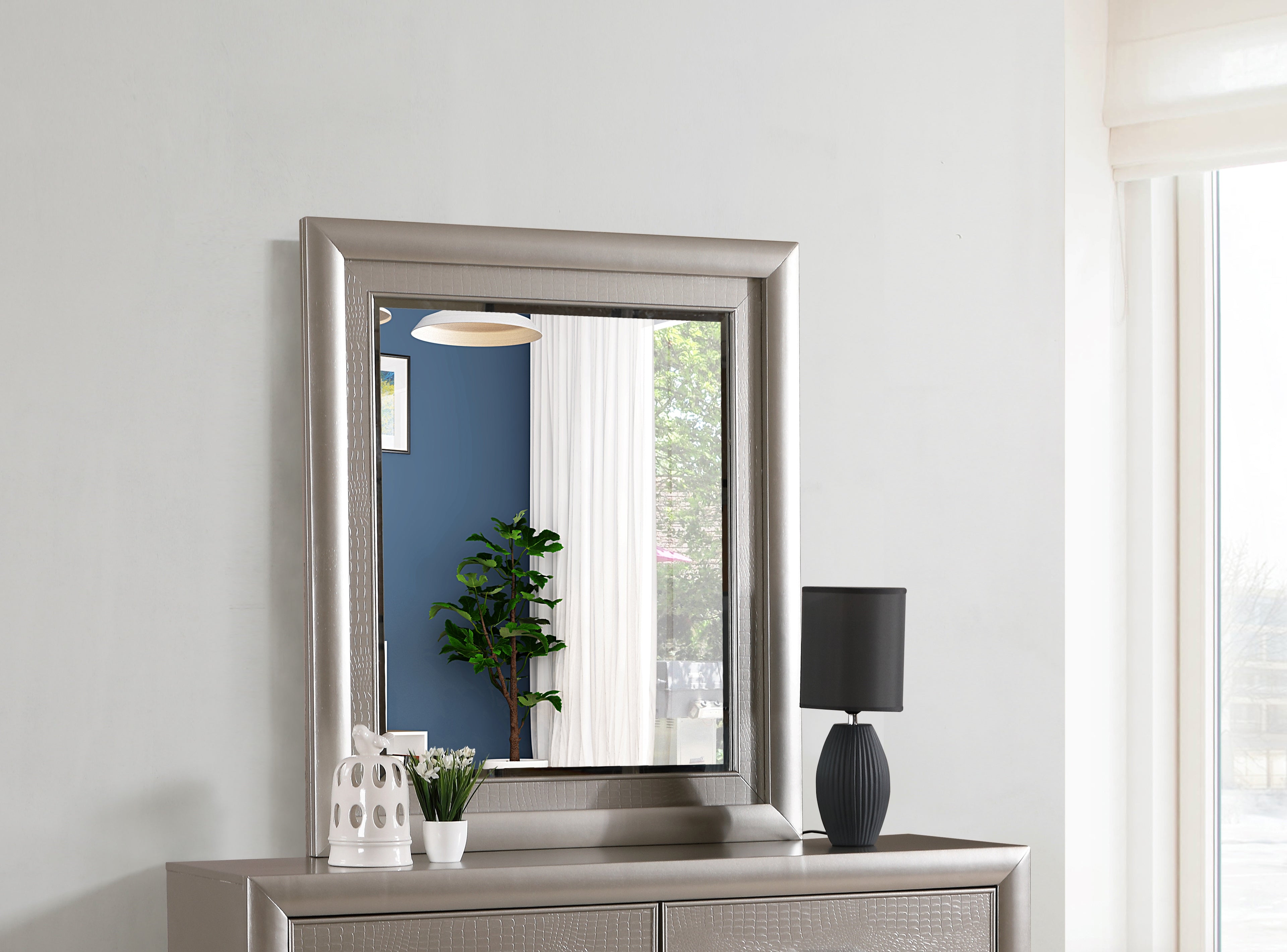 Kat G5600-M Mirror