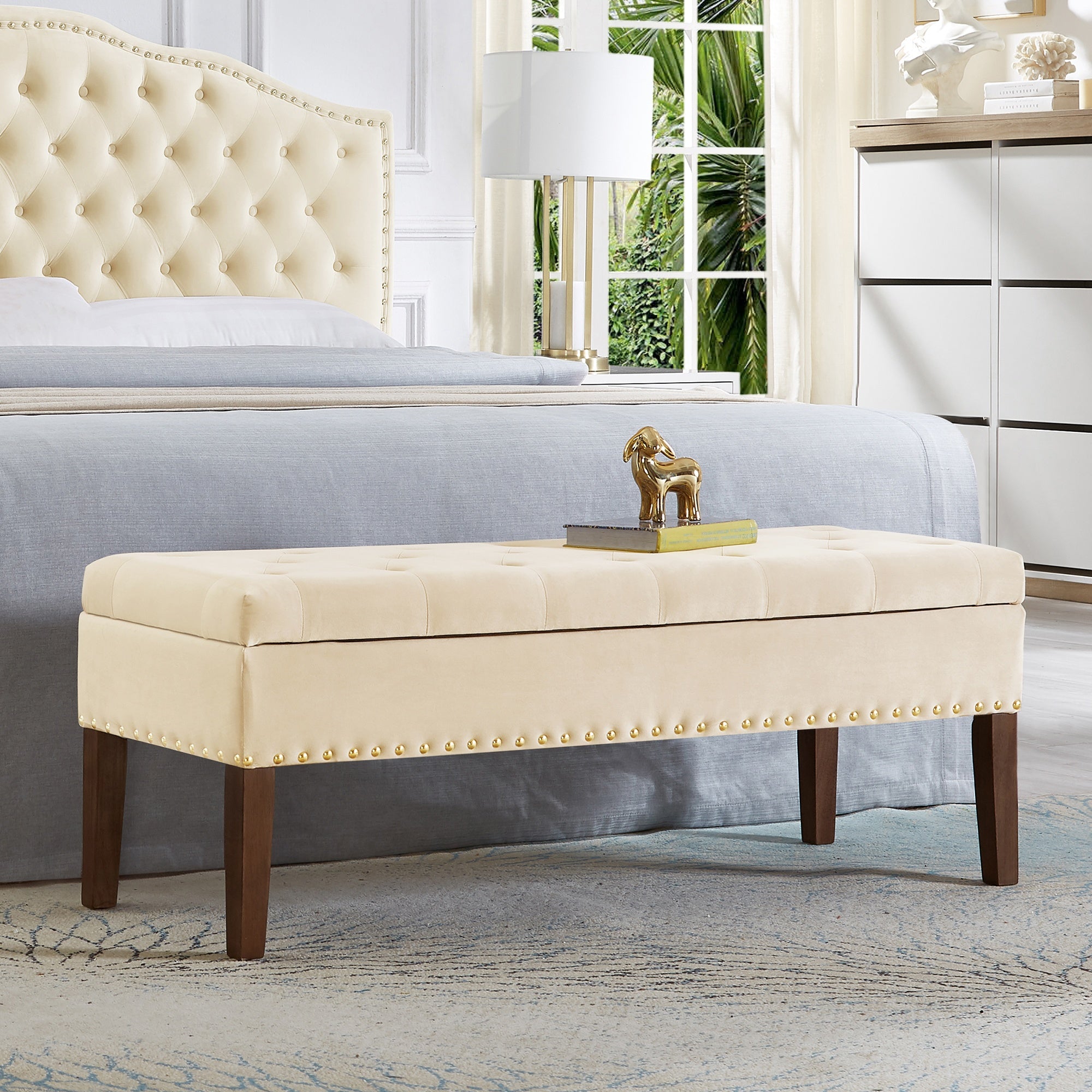 Tufted Bench With Storage