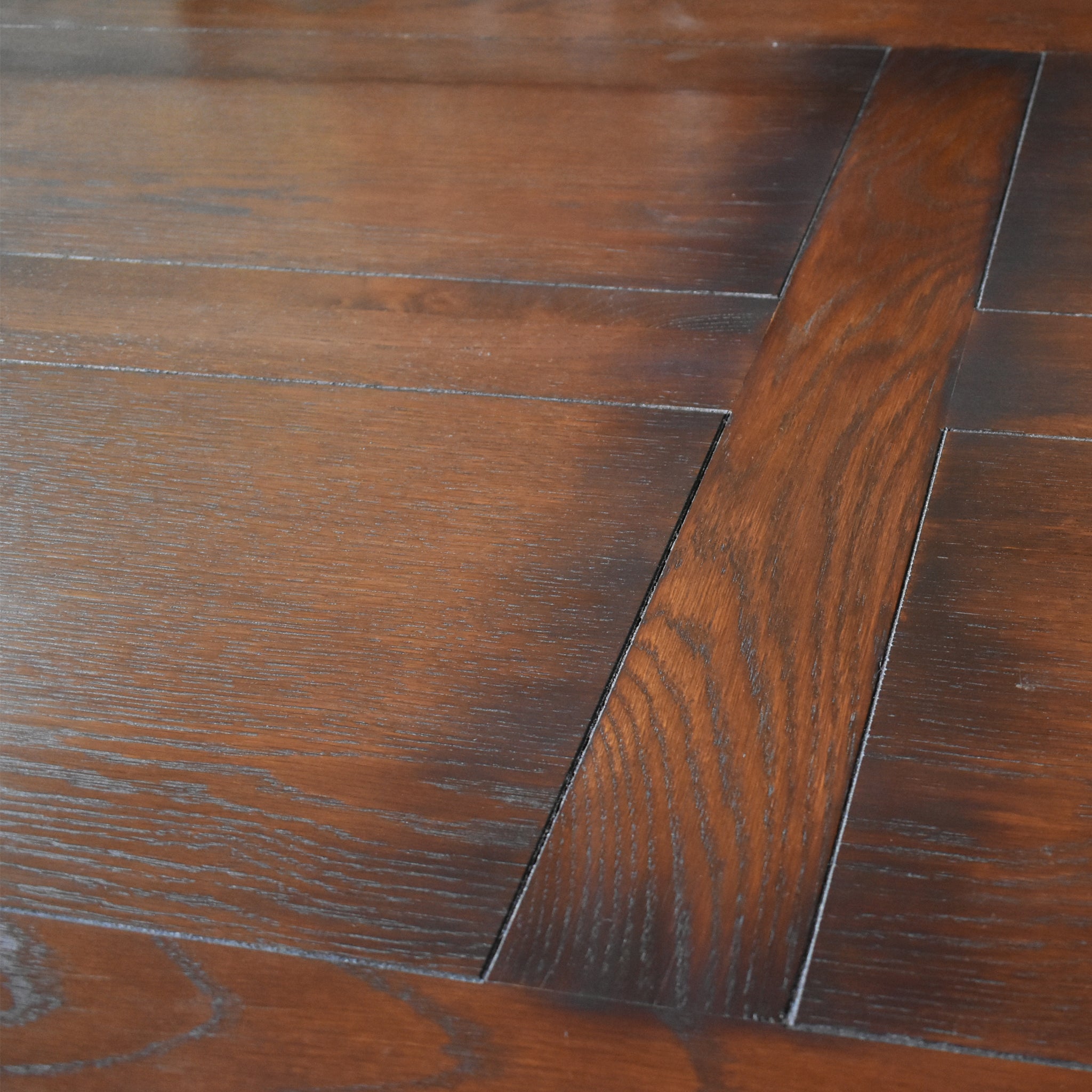 Mission Style Oak Stow Leaf Dining Table