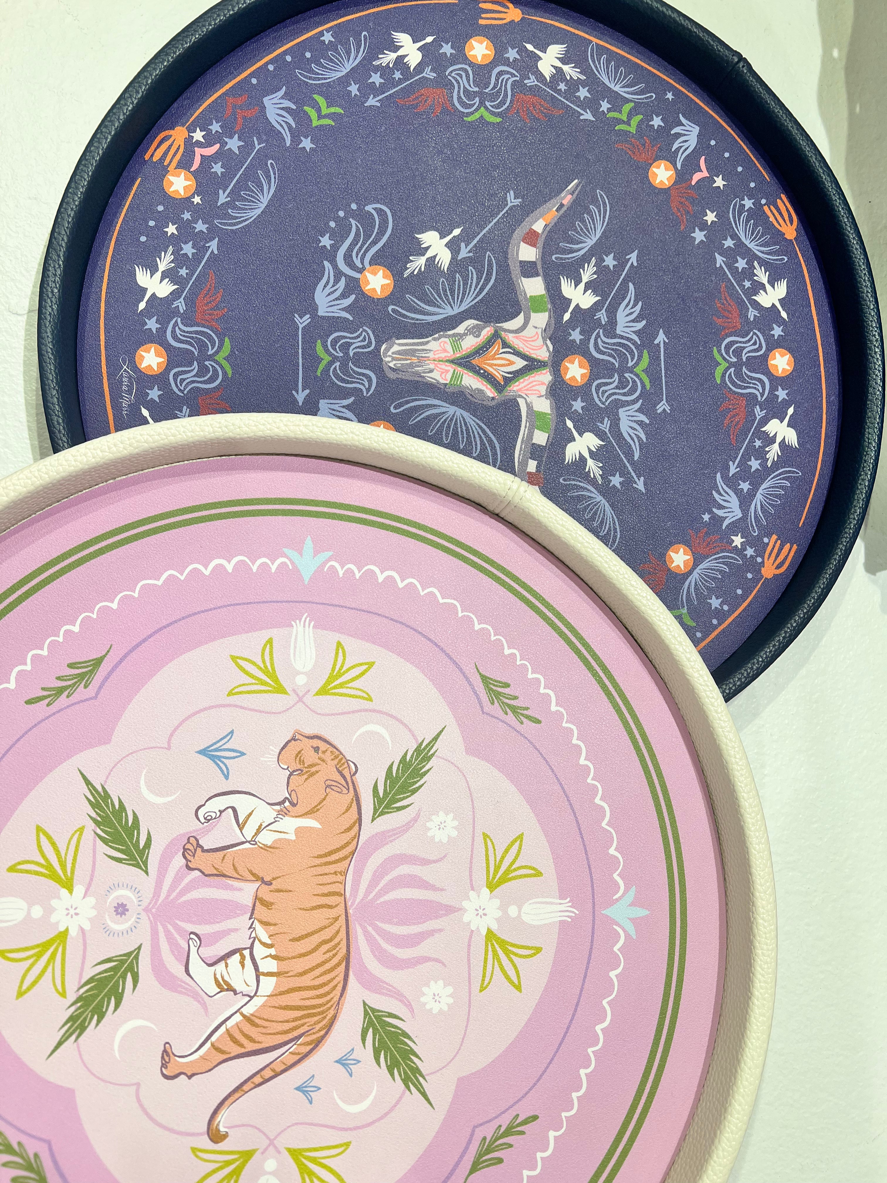 White Gallery Art Tray