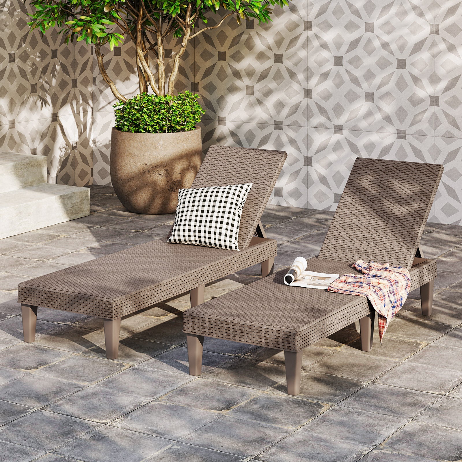 Outdoor Chaise Lounger Chair with Waterproof Rattan Textured PP Surface