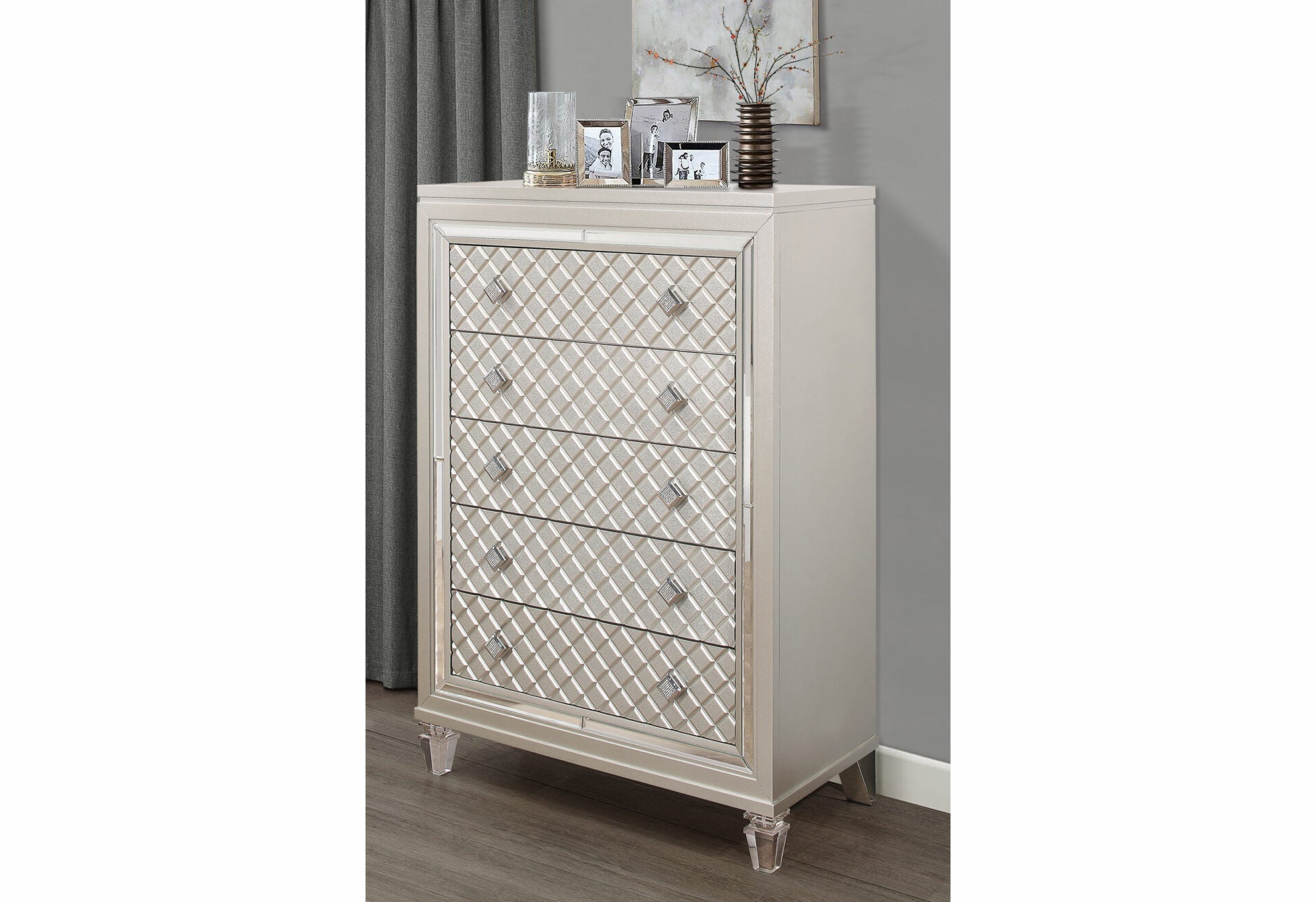 Paris Chest