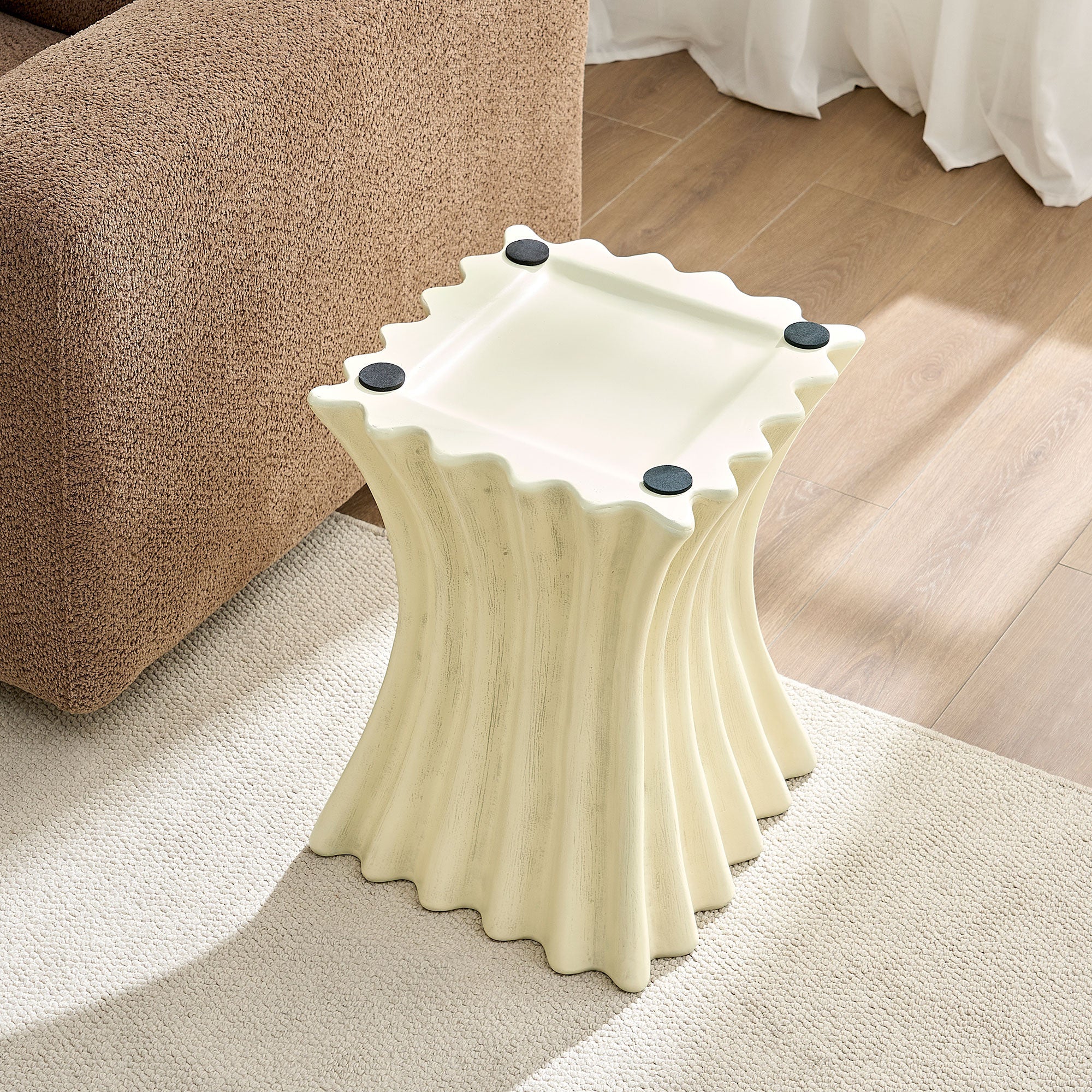 15.16 Inch Vintage Sturdy Fiberglass Side Table