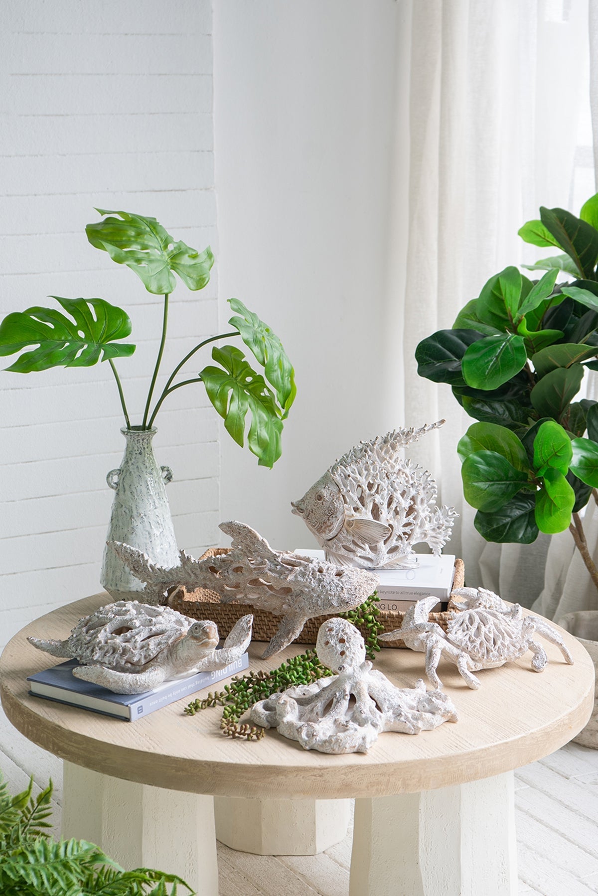 Decorative Polyresin Angelfish Sculpture