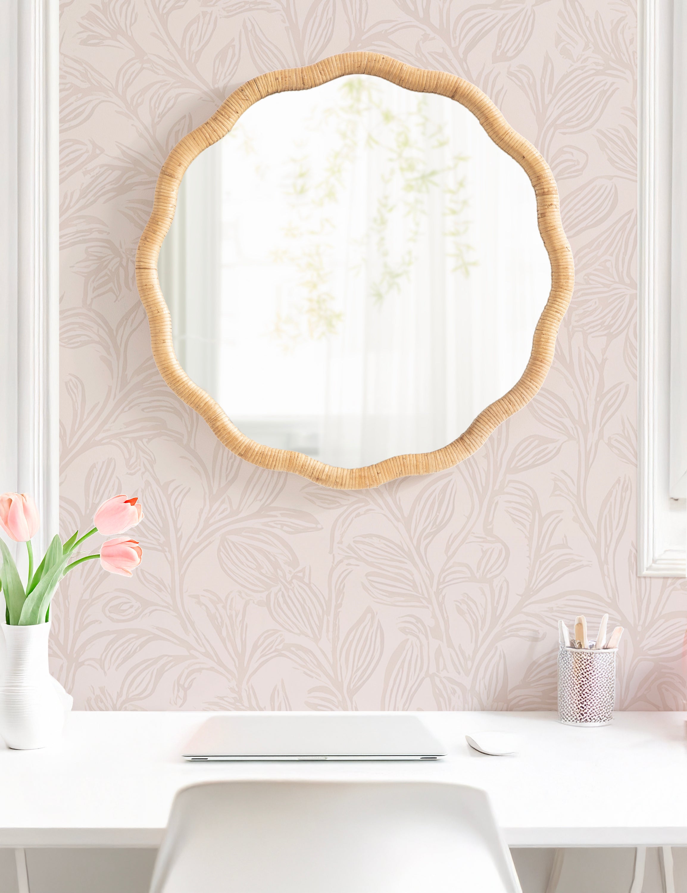 Rahfy Scallop Framed Wall Mirror