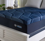 Serta iSeries Hybrid Closeout